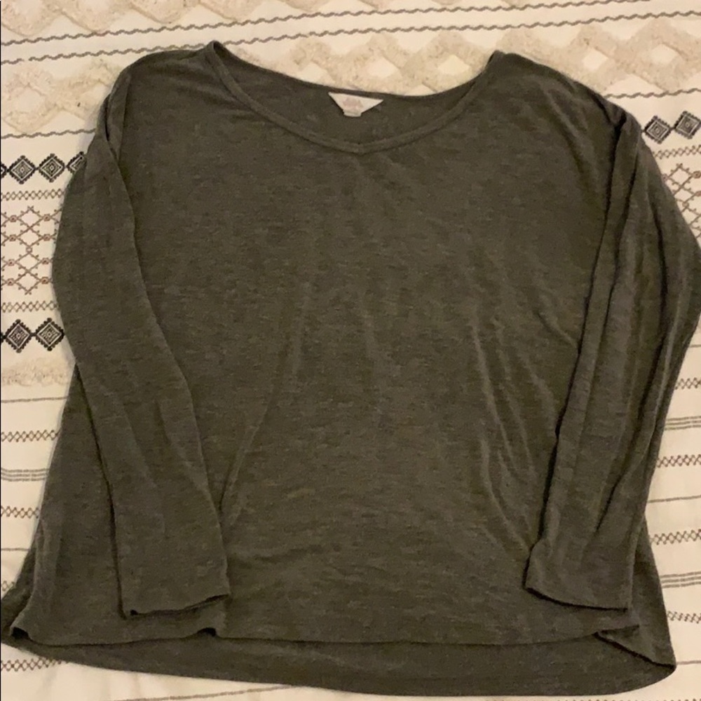 Heathered Green Sun & Shadow Long Sleeve Top